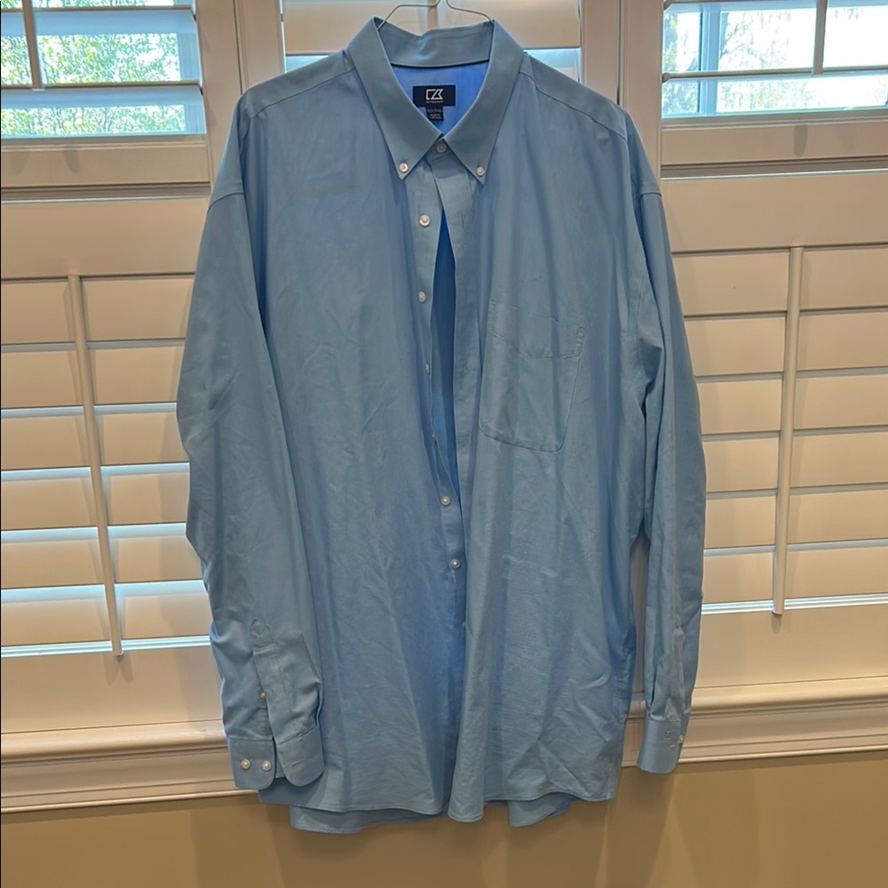 Men's Blue Cutter & Buck dress shirt
